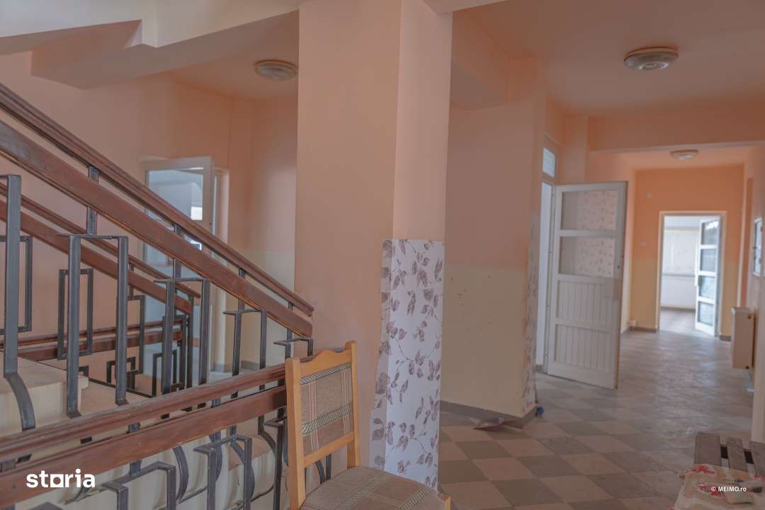 Cladire pentru clinica, pensiune sau centru social - Zemes-4