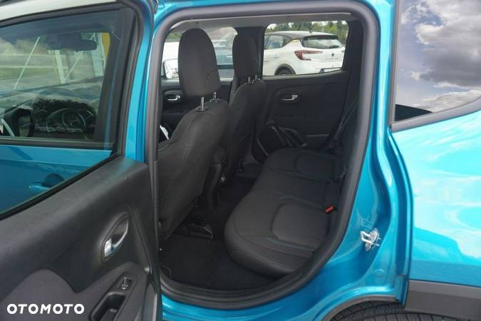 Jeep Renegade - 35