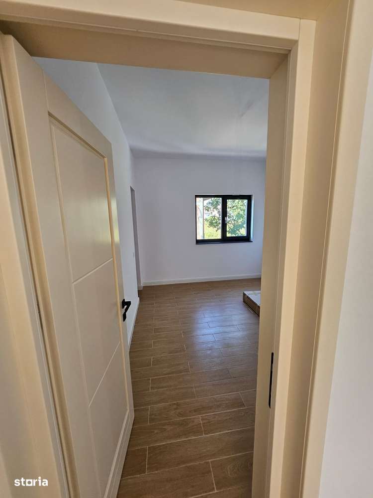 Casa individuala ultramoderna cu 4 camere HOLBOCA - IASI -480 mp teren-14