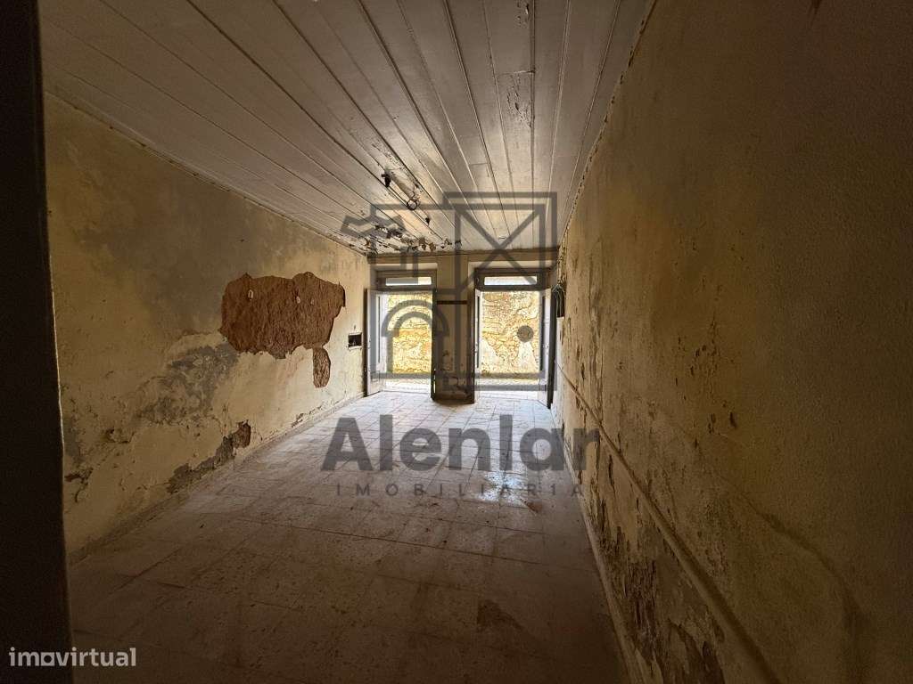 Oportunidade de Investimento no Centro Histórico de Alenquer - Bair...-8