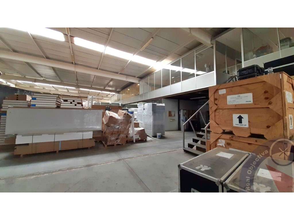 Armazém com amplo terreno, Vila do Conde - Grande imagem: 2/15