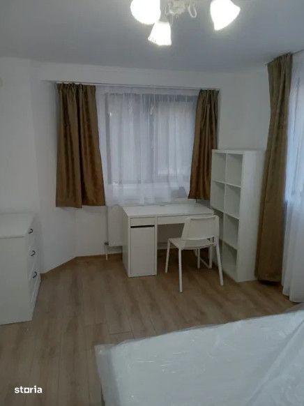 Apartament 2 camere, Suprafata utila: 50 m², zona Platinia.