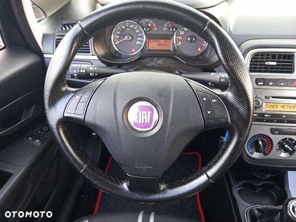 Fiat Punto - 18