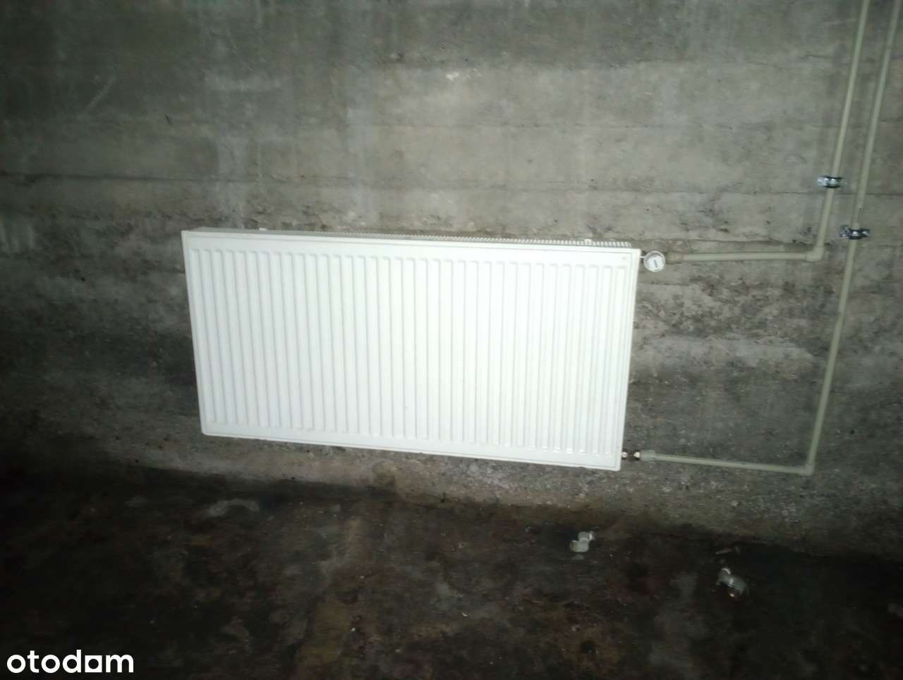 Dom w trakcie remontu w pięknej okolicy.-16