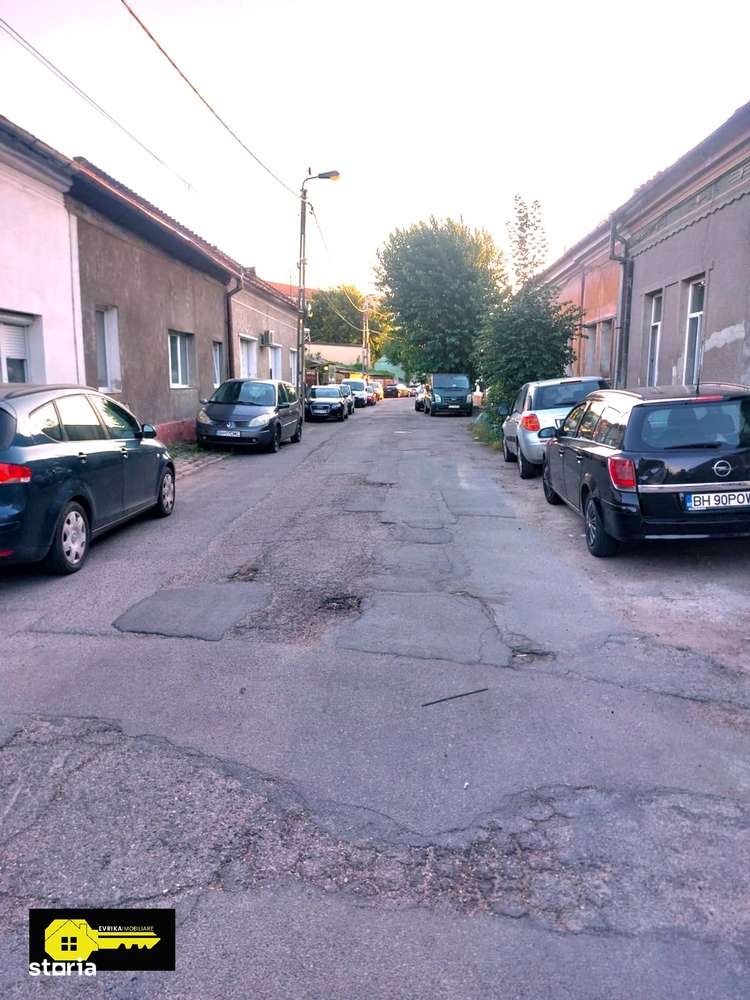 Casa mica  in Oradea , curte proprie - Imagine principală: 3/7