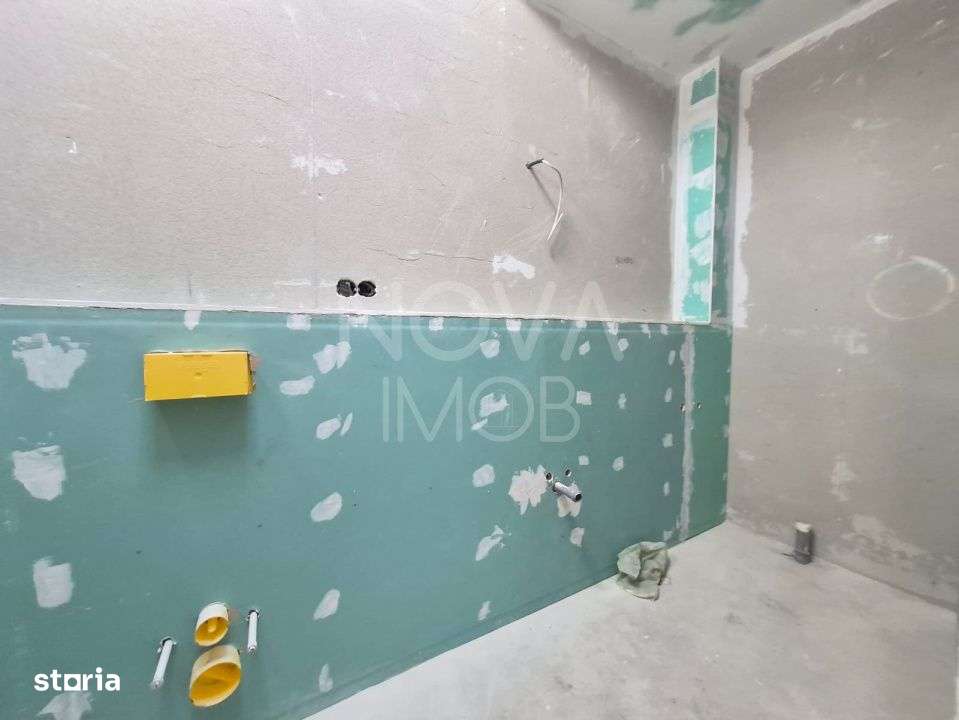 Casa generoasa cu 5 camere, 2 bai, dressing si parcare – Sura Mica-6