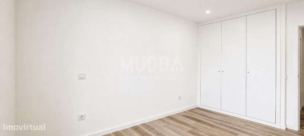 Apartamento T2+1 totalmente renovado na pitoresca vila da Nazaré-16