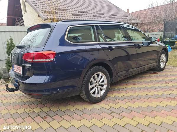 Volkswagen Passat Variant 2.0 TDI DSG (BlueMotion Technology) Comfortline - 3