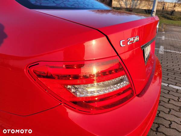 Mercedes-Benz Klasa C 250 Coupe 7G-TRONIC Edition - 10