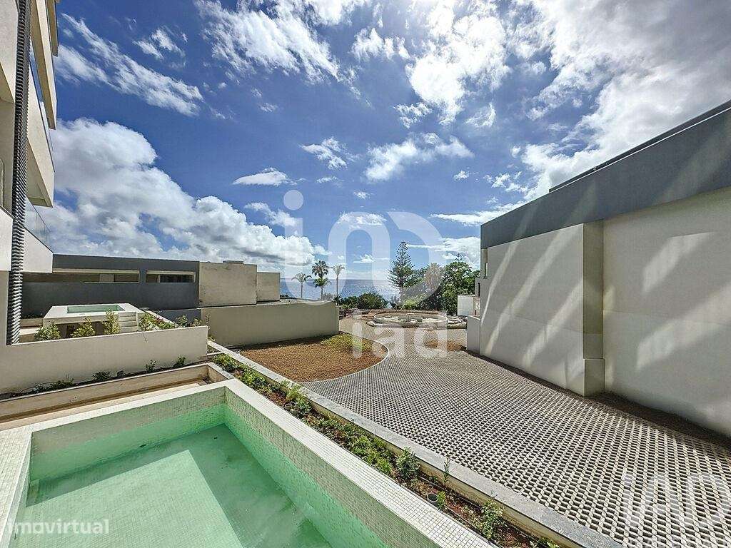 Apartamento T2 em São Martinho de 207,00 m2 - Grande imagem: 3/15
