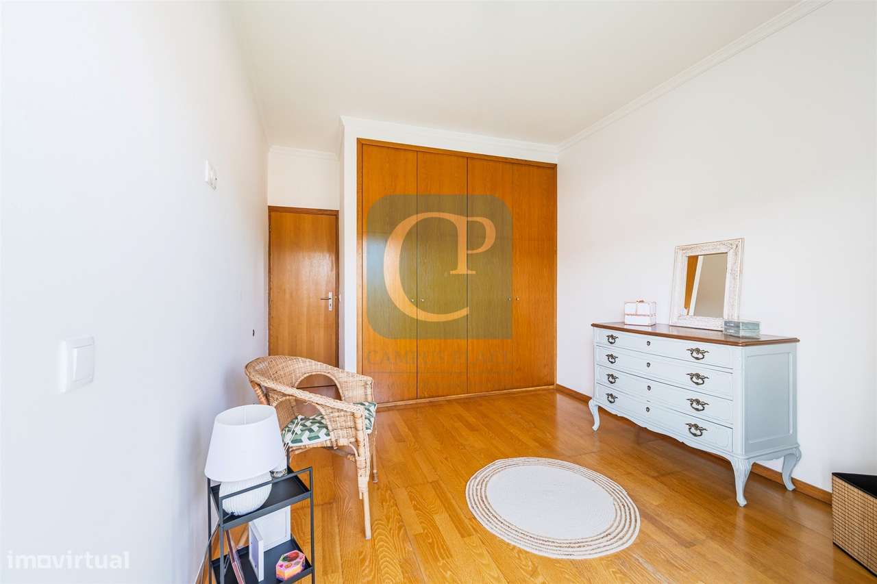 Apartamento T2 duplex no centro de Valongo-21
