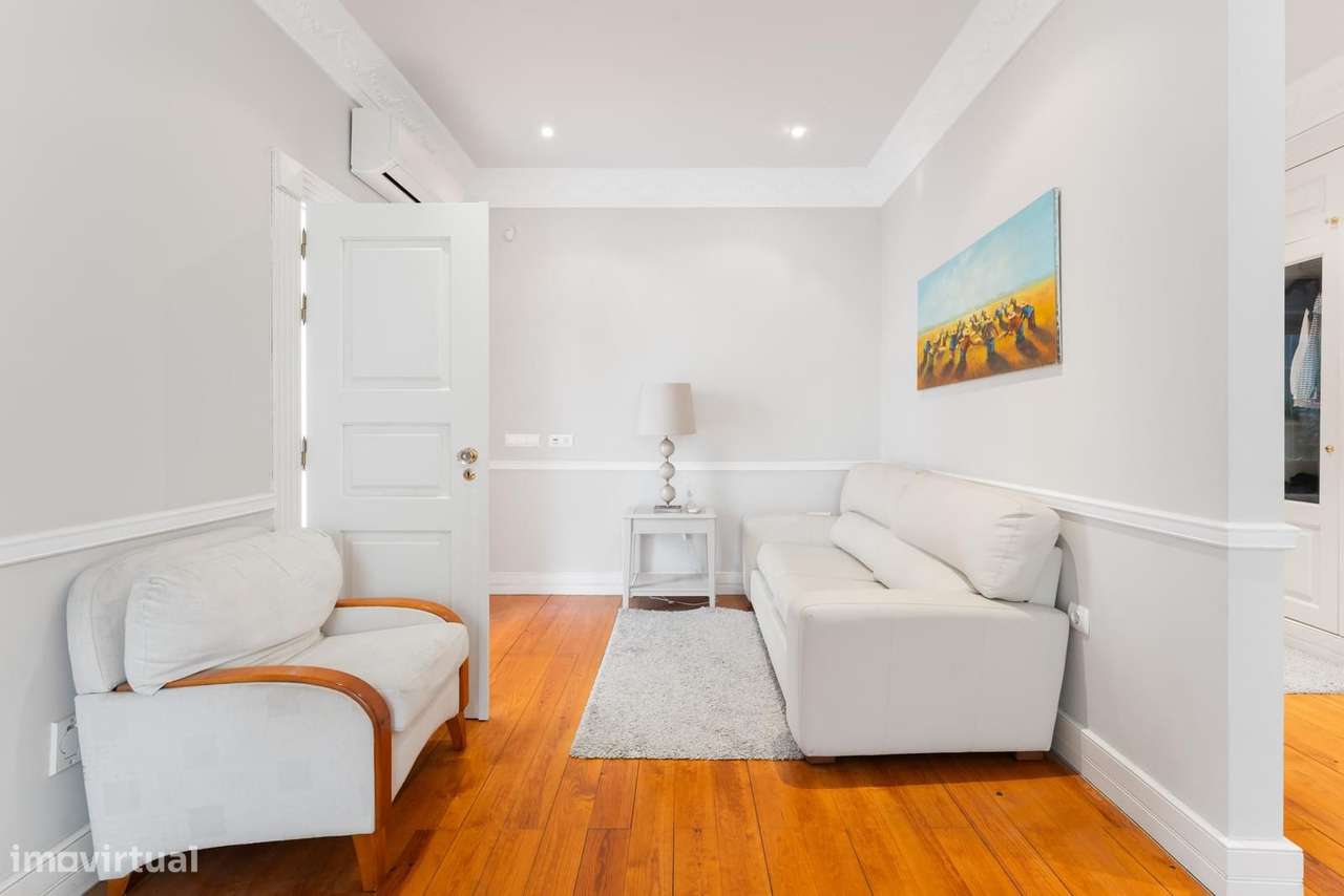 Moradia T4 + 1 com piscina, Pena, Lisboa-27