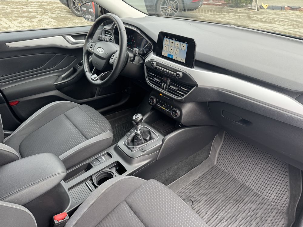 ford focus   1 0 ecoboost active business