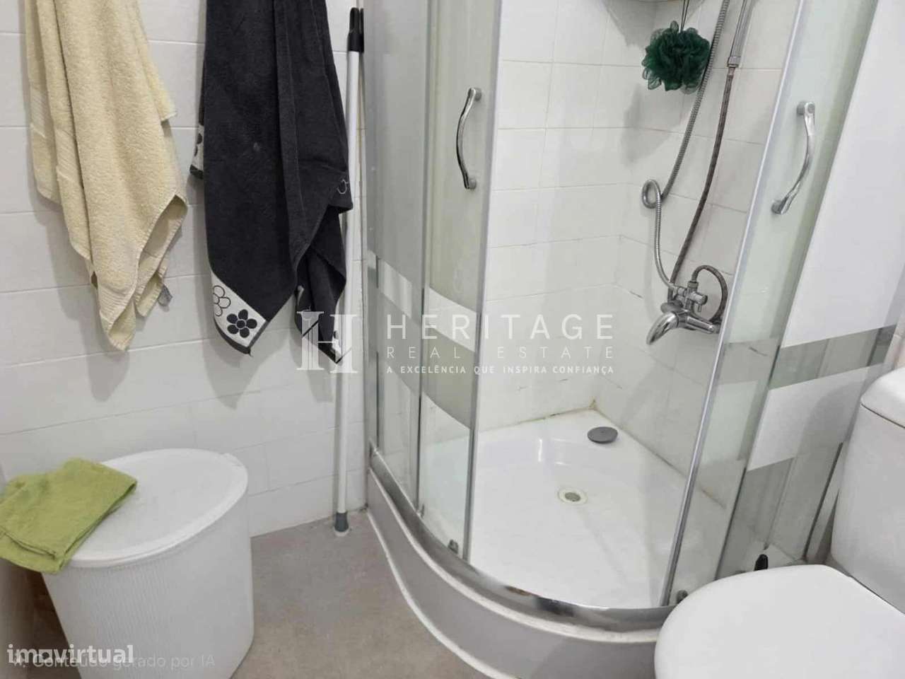 T1 arrendado na Rua Almada Negreiros nº15 em Mem Martins-14