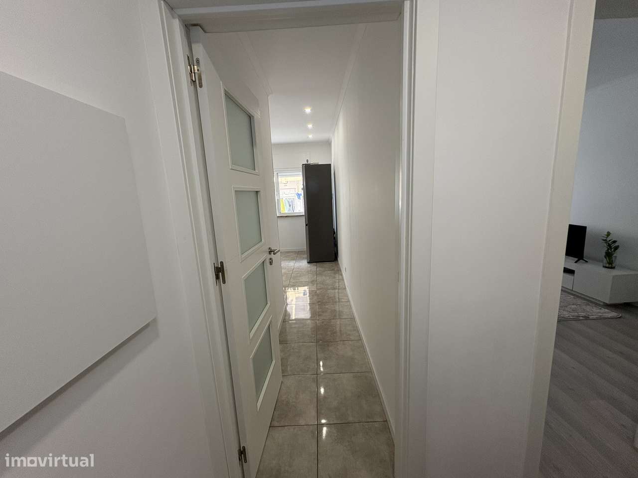 Apartamento T2 totalmente remodelado! A apenas 50 metros do ALDI.-3