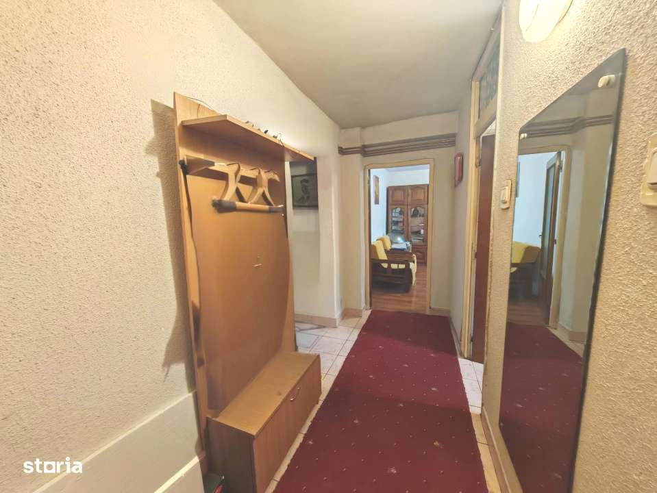 De Vanzare- Apartament Luminos, Decomandat cu Centrala Proprie-9