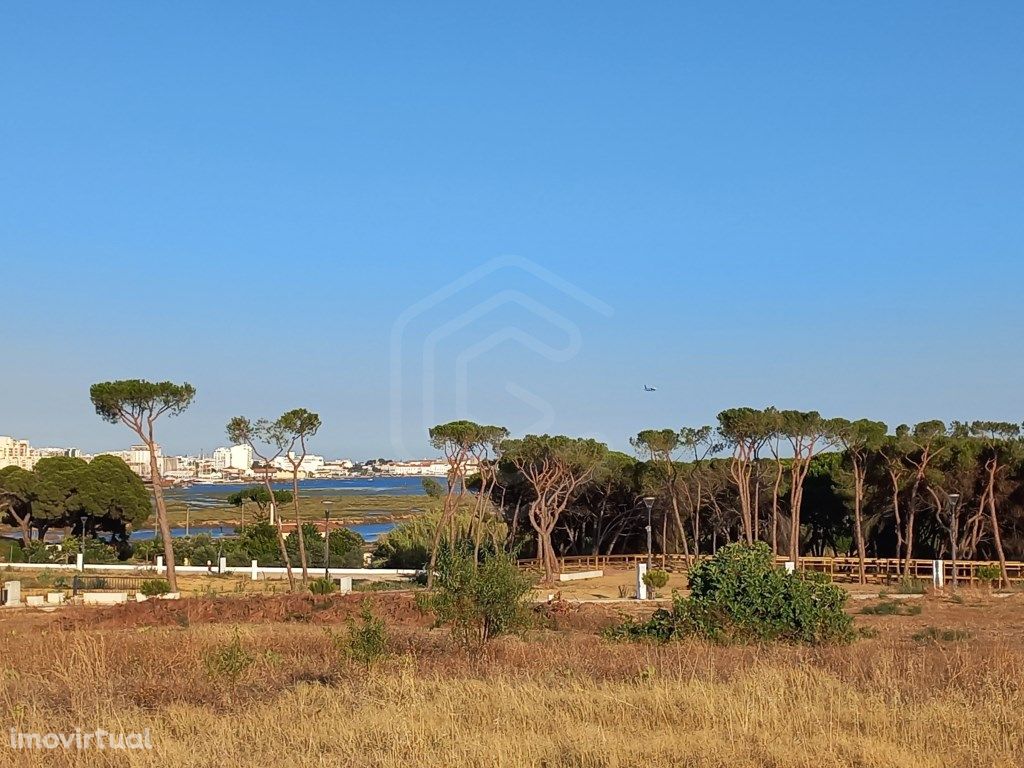 Terreno em zona urbana, vista ria formosa, Montenegro, Fa...