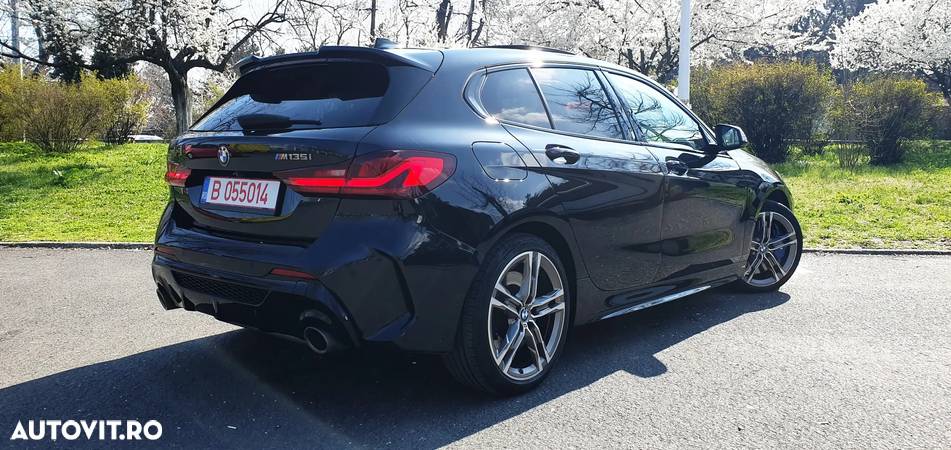 BMW M1 M135i xDrive - 18