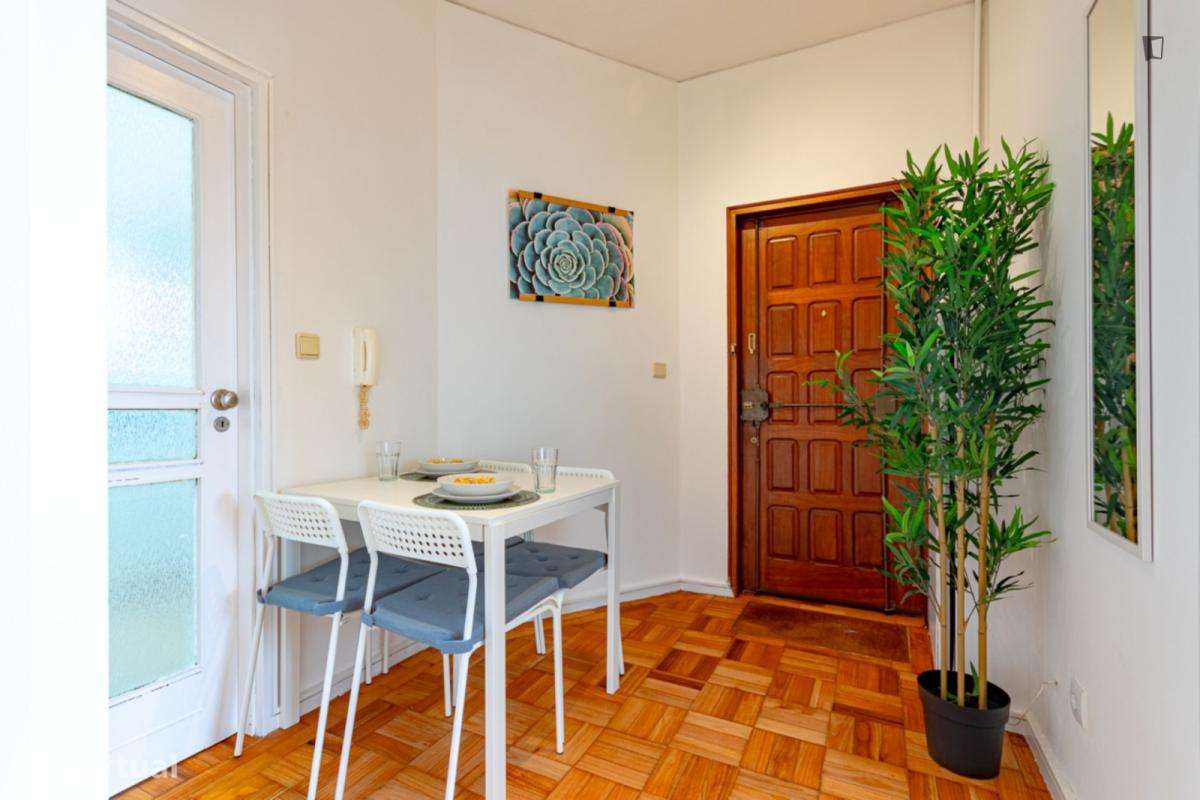 Quarto - localizado em Ramalde Porto - Grande imagem: 5/6