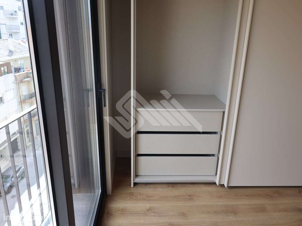 Apartamento T1 com Vista Panorâmica - Rotunda da Boavista / Casa da...-14