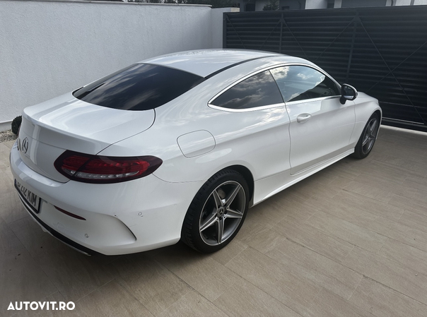 Mercedes-Benz C 220 d Coupe 4MATIC Aut. - 5