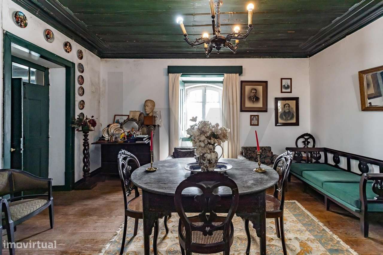 Moradia do séc. XIX no centro histórico de Aljustrel com amplo jardim - Grande imagem: 5/60