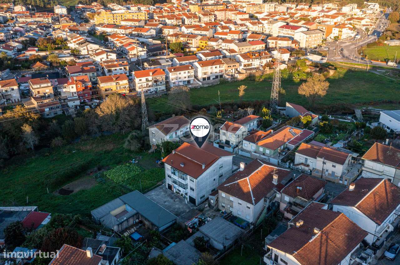 Apartamento T3 em Ermesinde com garagem Box-49