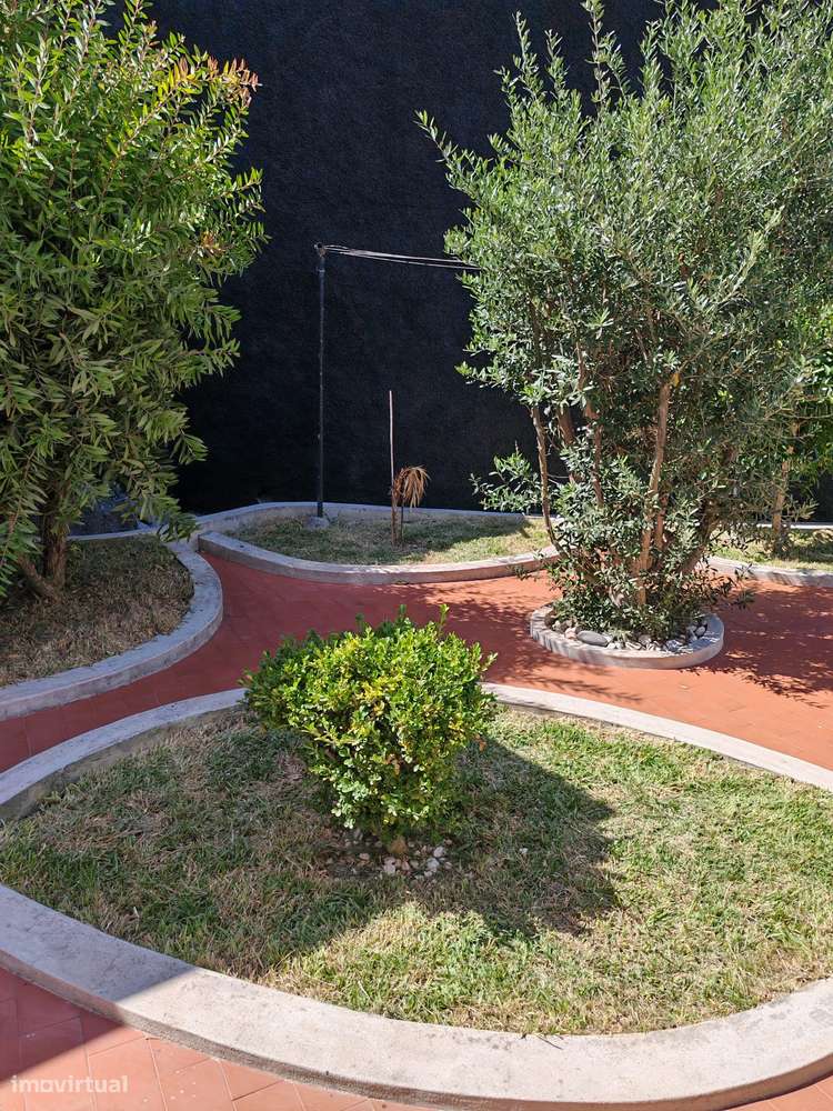 Vivenda Térrea com Vista Mar. O Seu Refúgio em Santa Cruz - Grande imagem: 3/21