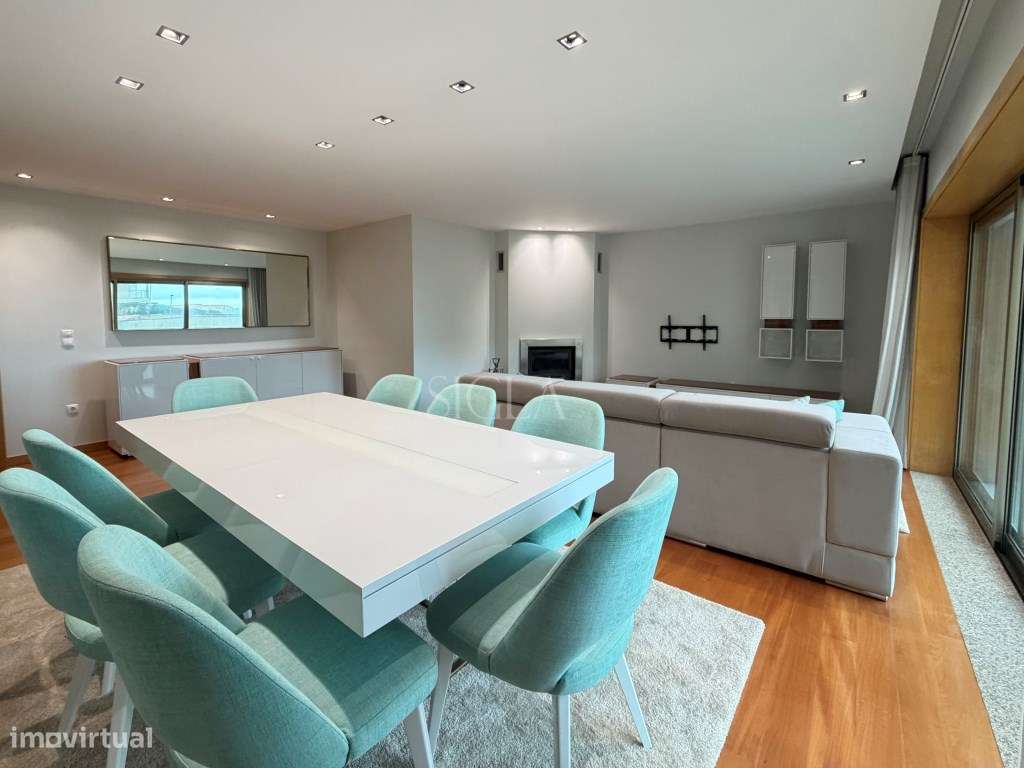 T2 em Lavadores - Grande imagem: 5/24