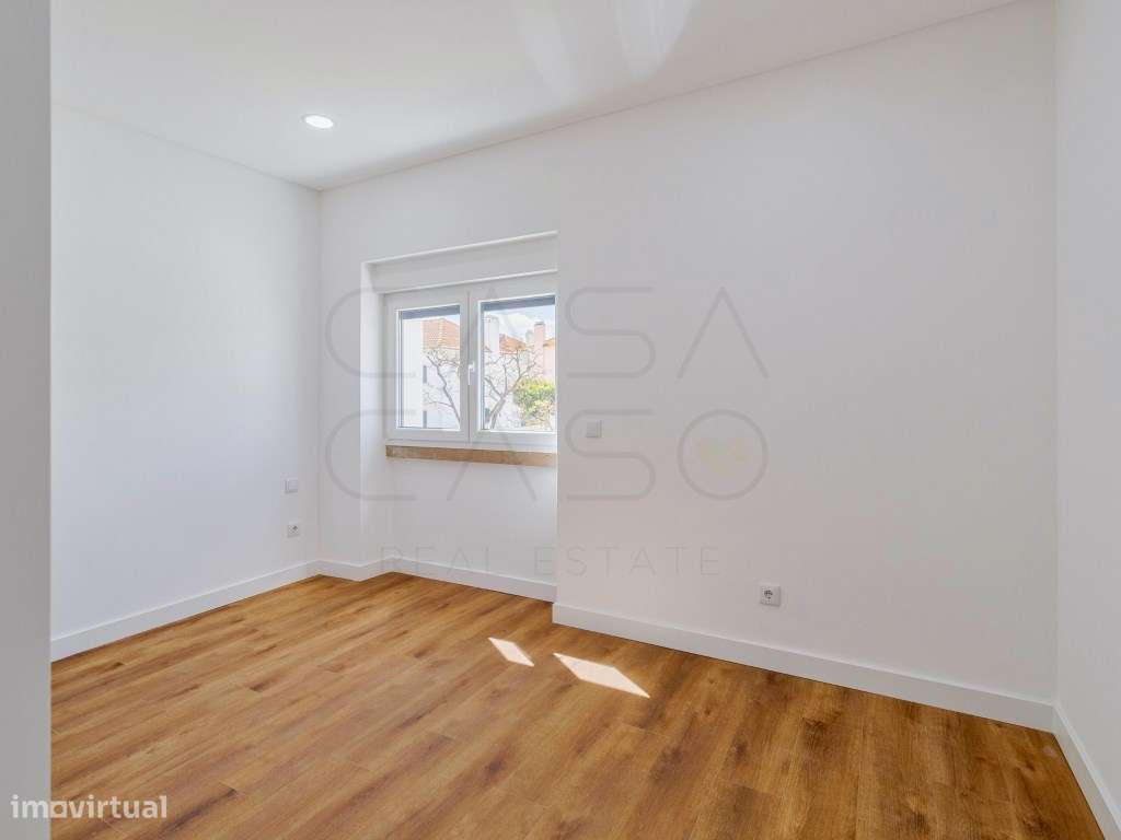 NOVO - Moradia de T4+2 no Bairro da Conceição-17