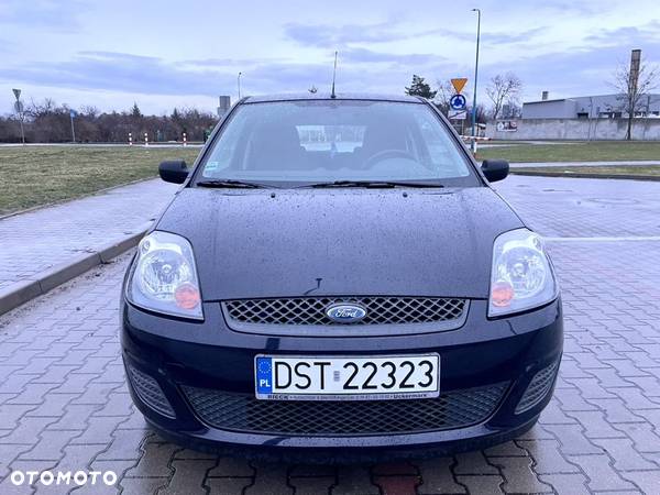 Ford Fiesta 1.3 Ambiente - 3