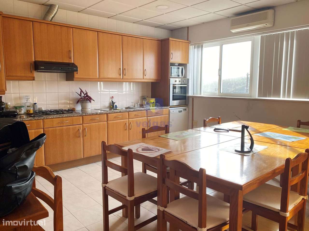 Armazém de 1 Andar frente e rés de chão trás - Grande imagem: 4/17