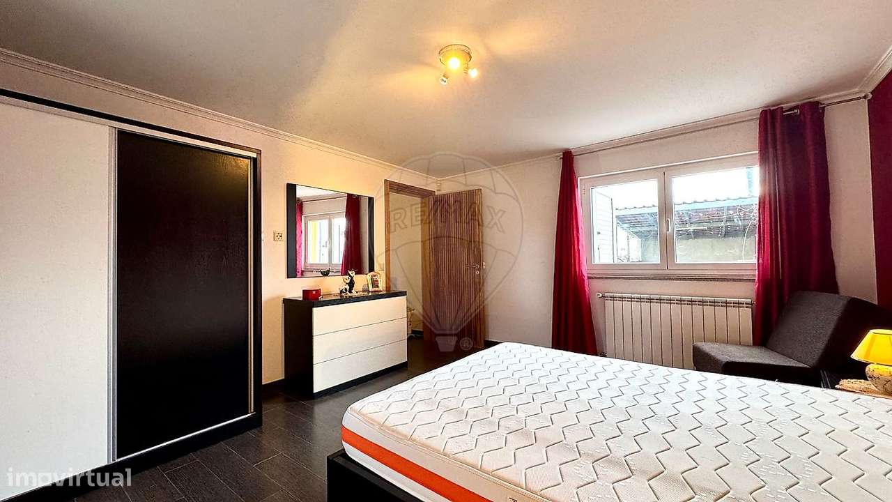 Moradia T4 para venda-12