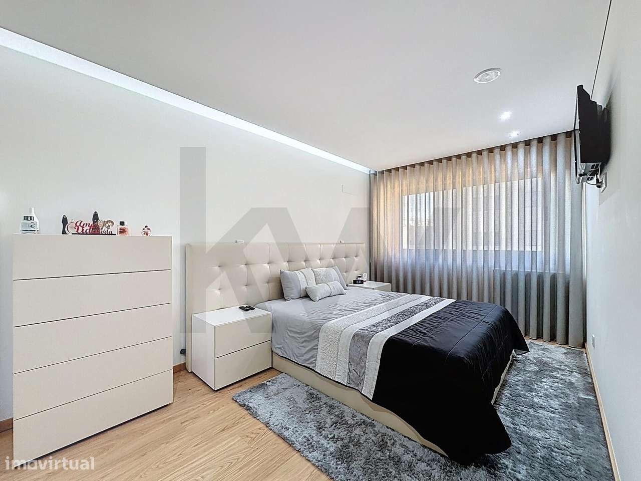 Apartamento T2 c/ Garagem Fechada em Perfeito Estado- Urbanização Pass-17