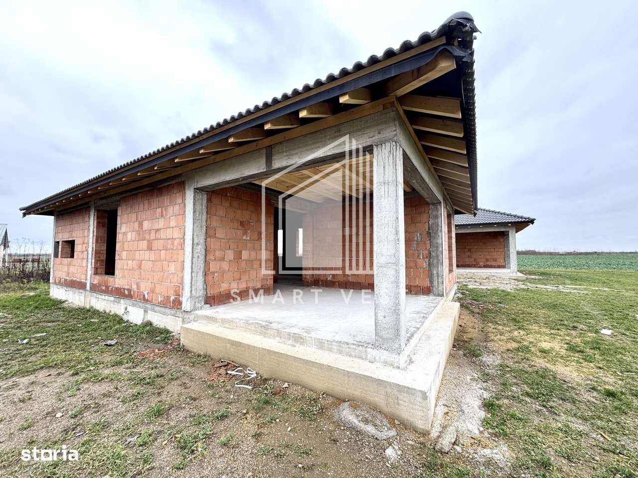 Casa in rosu tip mediteranean | 120 mp | Zona Vetis - Imagine principală: 1/15