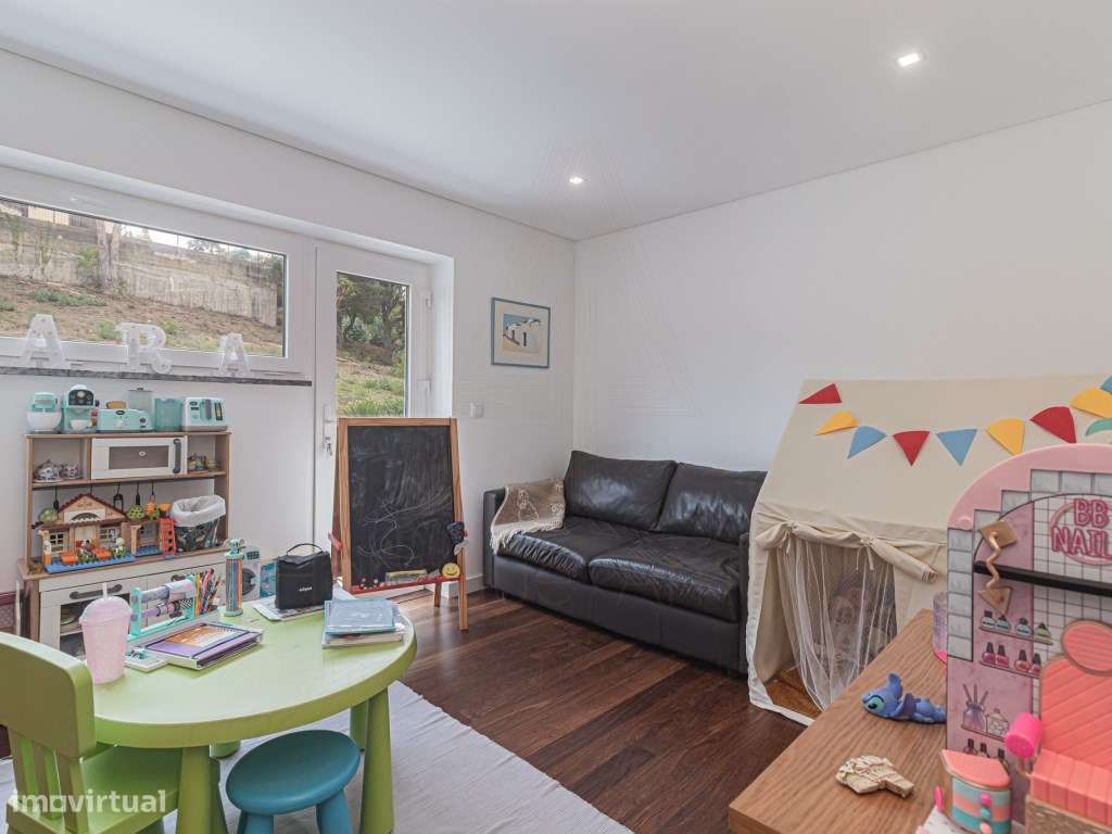 EXCLUSIVO | Moradia V6 de Sonho no Coração da Cotovia, Sesimbra-30