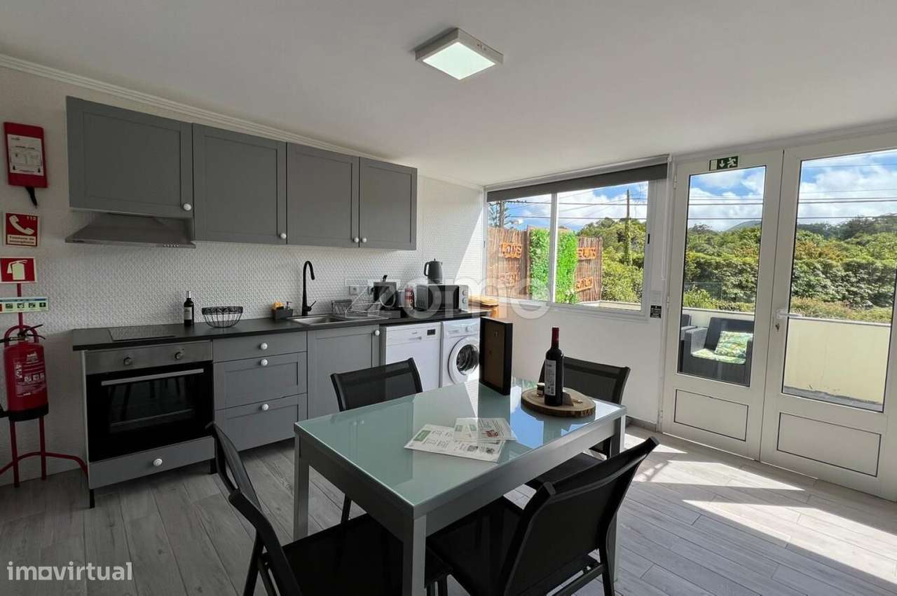 Moradia T4 com Licença AL e Espaços Versáteis – Excelente Oportunid...-9