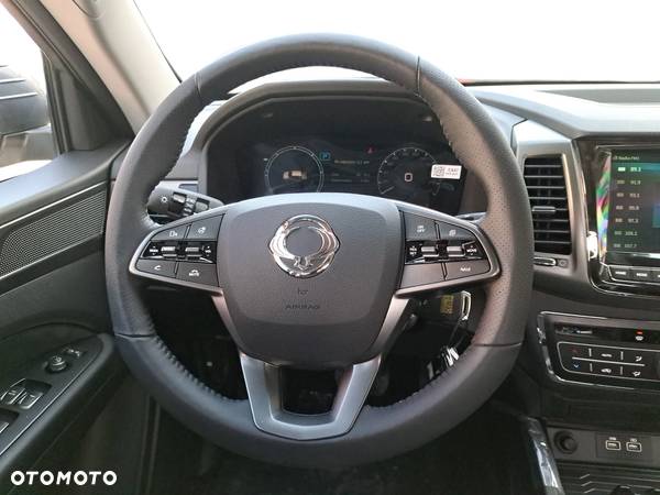 SsangYong Musso Grand 2.2 e-XDi Quartz 4WD - 14