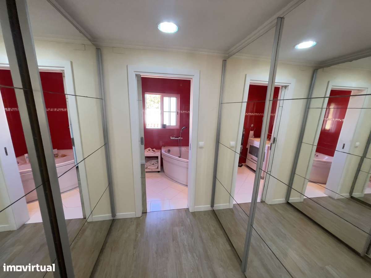 EXCLUSIVO EM CASCAIS |  T3 +1 anexo EM MANIQUE DE BAIXO.-9