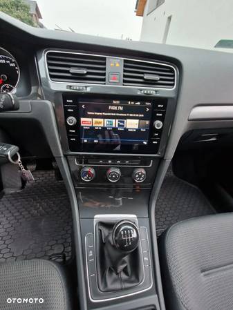 Volkswagen Golf VII 1.6 TDI BMT Comfortline - 10