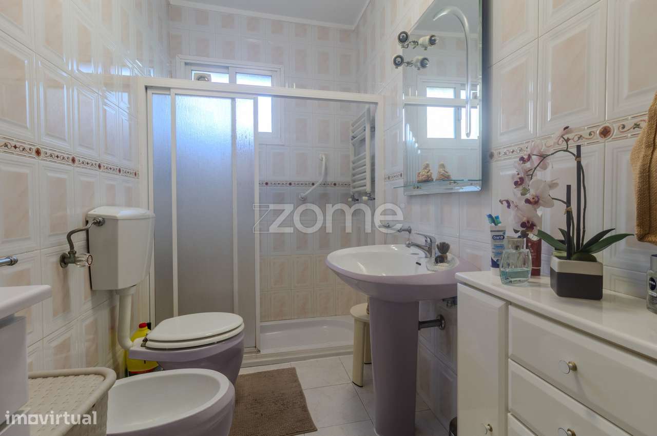 Moradia Isolada T3 com Terreno - Foz do Sousa-11