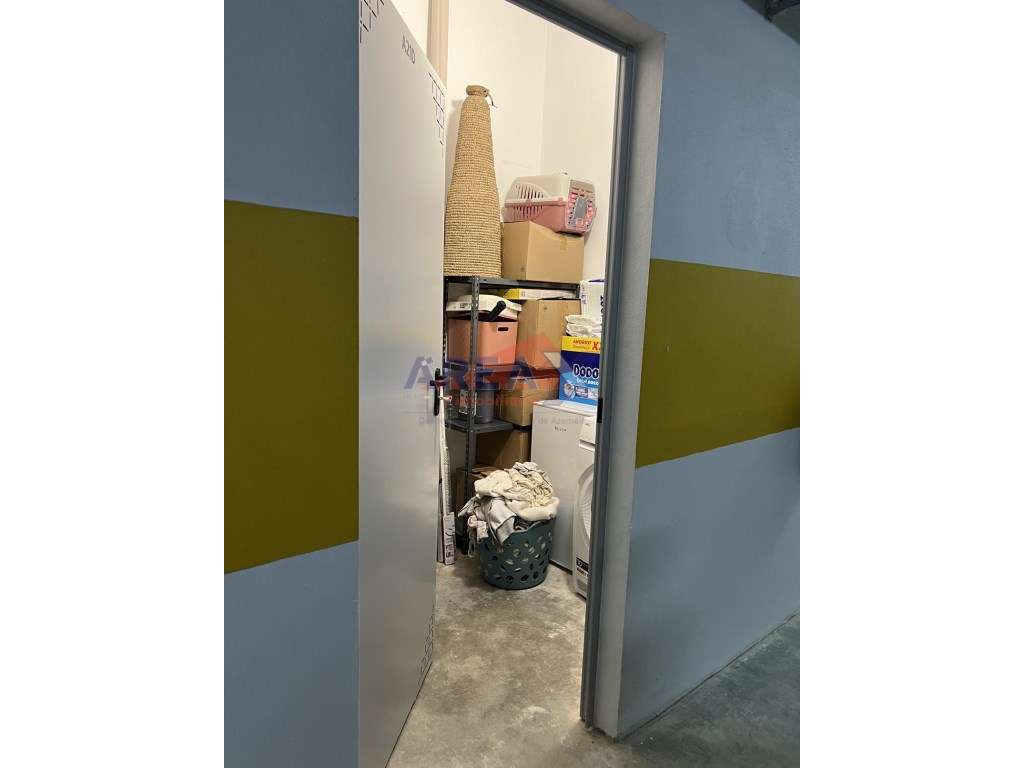 T0+1 adaptado a T1+1 | Como novo | Condomínio Fechado-26