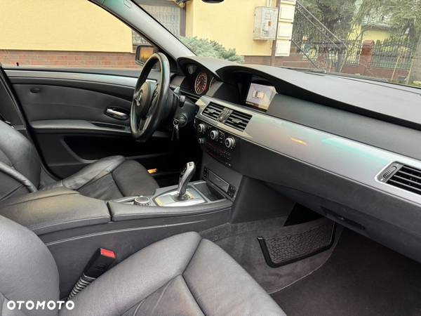 BMW Seria 5 520d Touring Edition Exclusive - 12