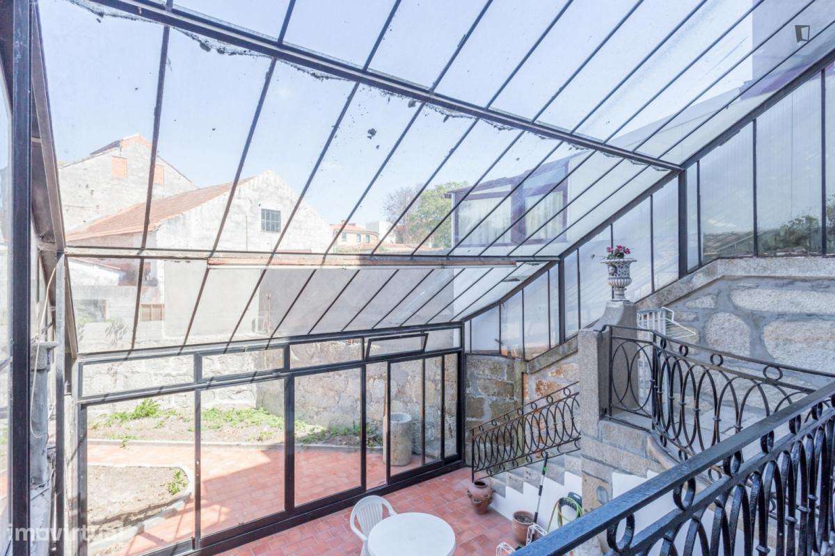 Estúdio - localizado em Cedofeita Porto - Grande imagem: 4/9