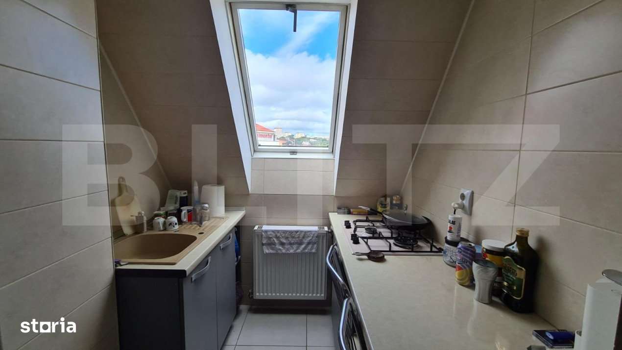 Apartament de 2 camere, decomandat, 40 mp, zona centrala - Imagine principală: 4/6