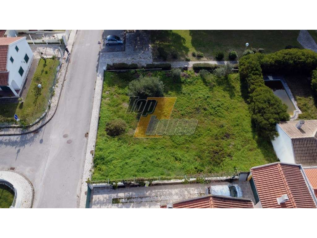 Terreno urbano perto do mar e lago em Sesimbra-10