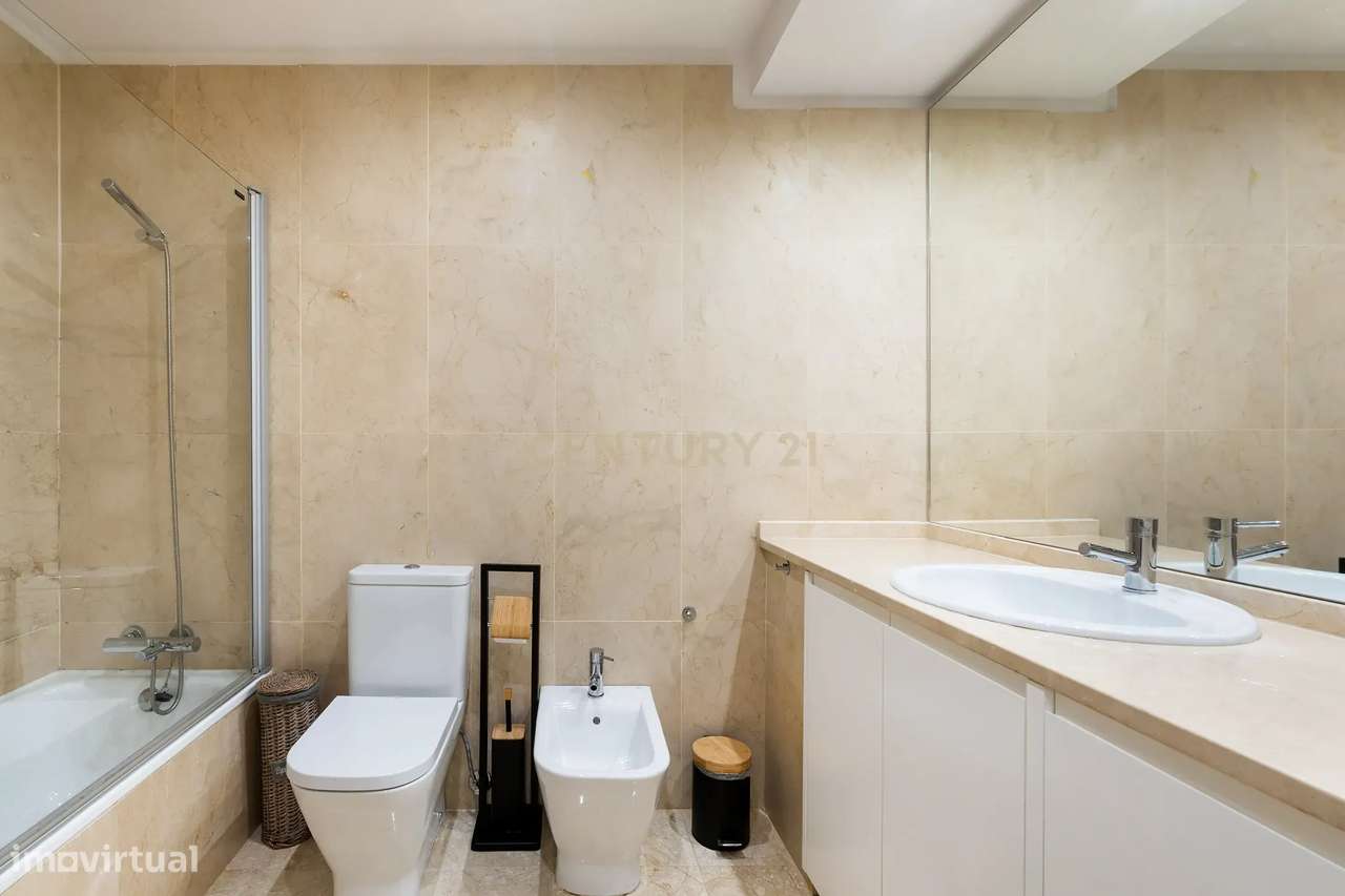 Fantástico Apartamento T3  | 212m² | Bessa | Boavista-15