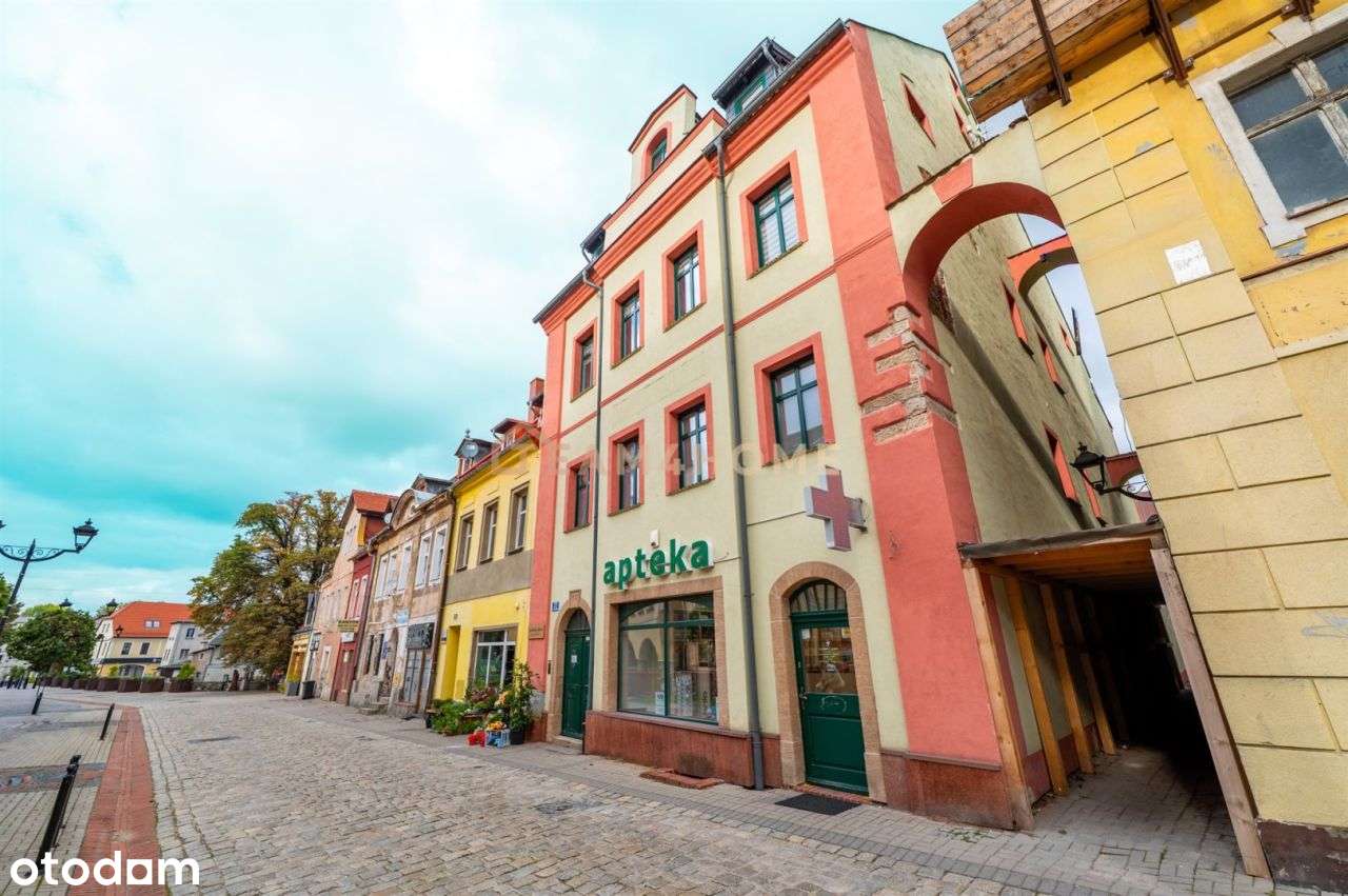 Mieszkanie z potencjałem w samym centrum Kowar-13