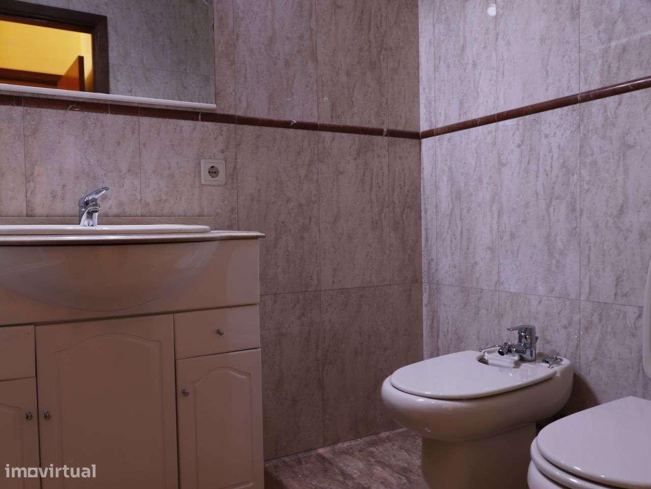 Apartamento T2 - Leça do Balio (Matosinhos) - Grande imagem: 4/10