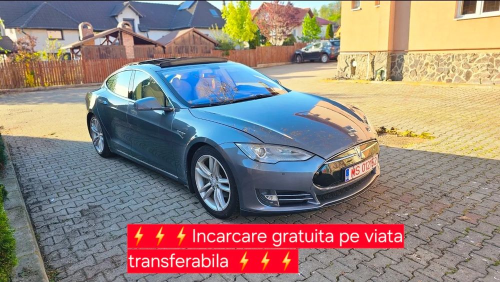 Tesla Model S Standard 2013